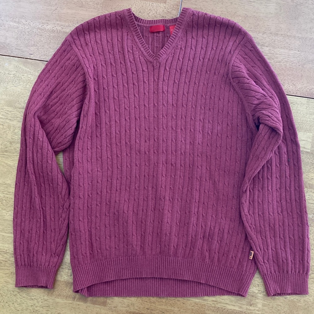 Izod V-Neck Cable Knit Sweater - Maroon